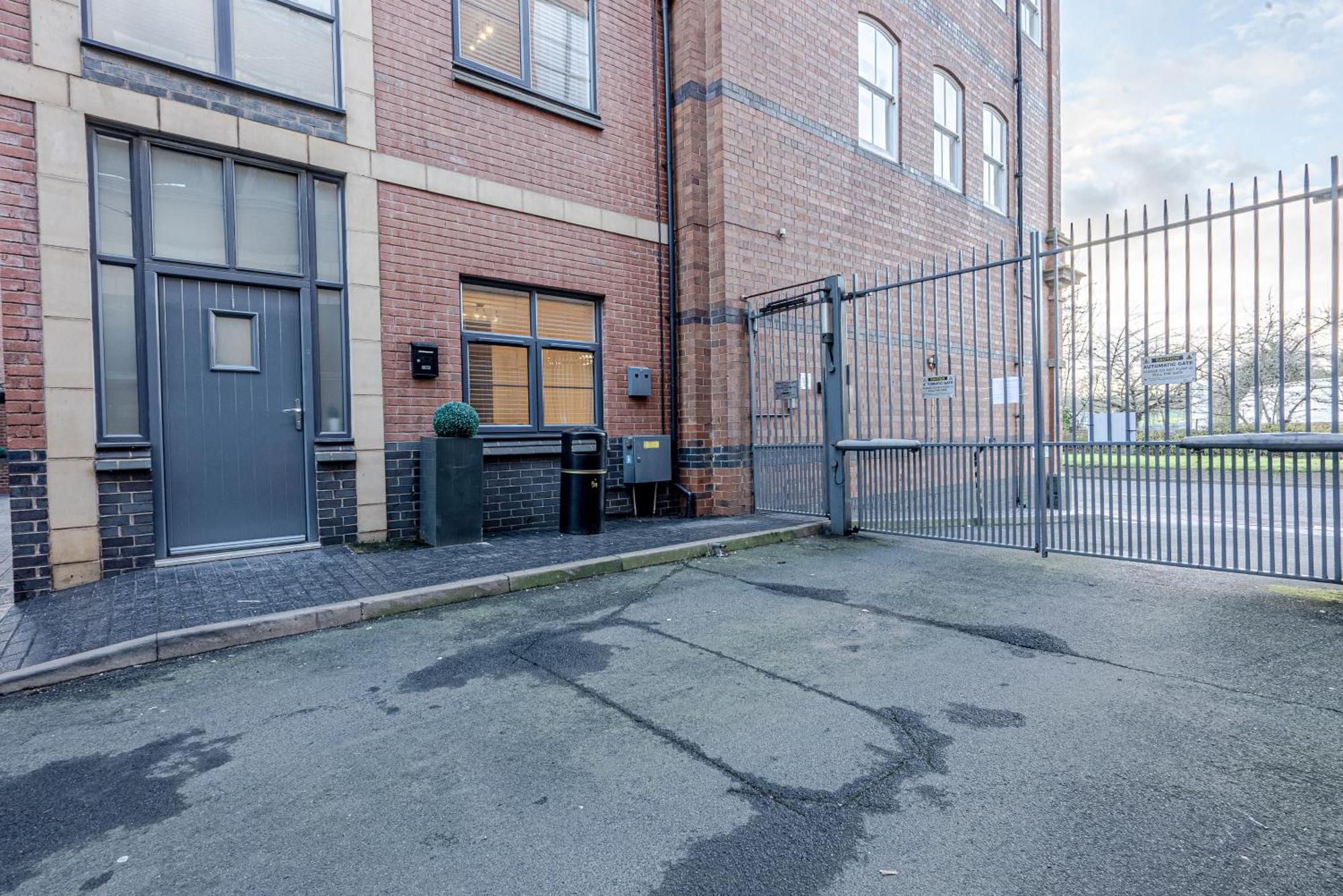 Stunning Three Bedroom Townhouse In The Jewellery Quarter, Birmingham City Centre Sleeps 5- Free Parking Eksteriør billede