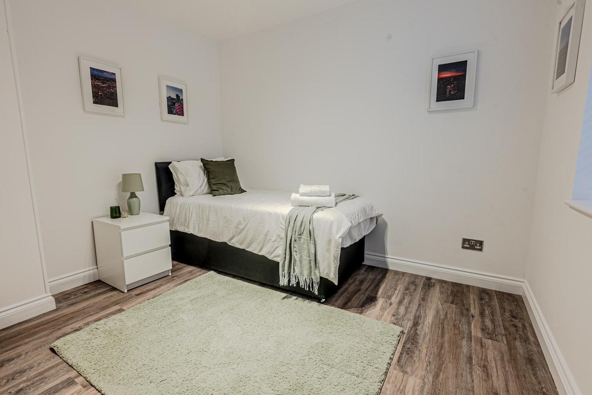 Stunning Three Bedroom Townhouse In The Jewellery Quarter, Birmingham City Centre Sleeps 5- Free Parking Eksteriør billede